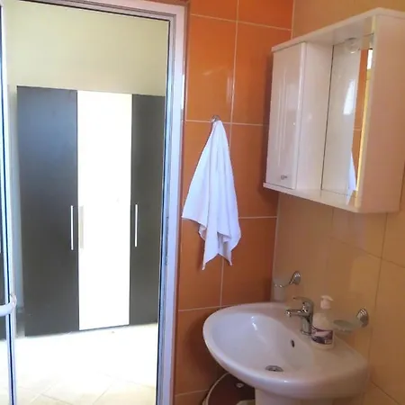 In Azalia 2 Complex 公寓