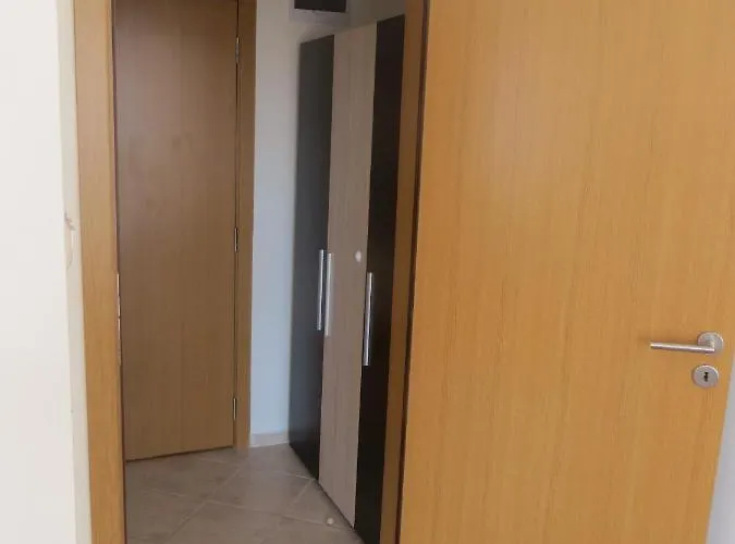 In Azalia 2 Complex Апартамент Несебър